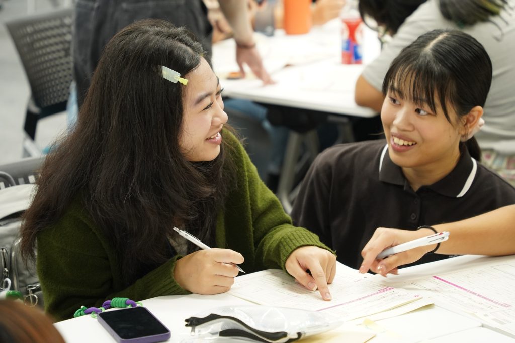 Buddy students assisting new students